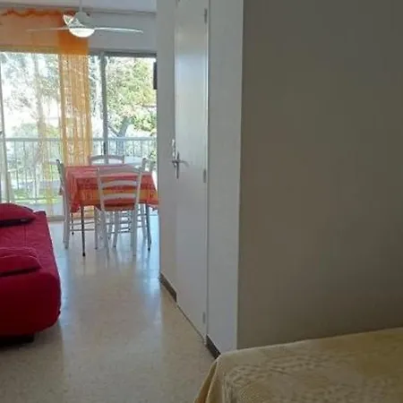 Agreable F1 Avec Balcon A Balaruc-les-bains, 4 Couchages, Animaux Admis - Fr-1-680-10 Appartement