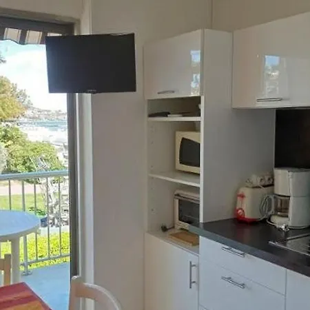 Appartement Agreable F1 Avec Balcon A Balaruc-les-bains, 4 Couchages, Animaux Admis - Fr-1-680-10 *